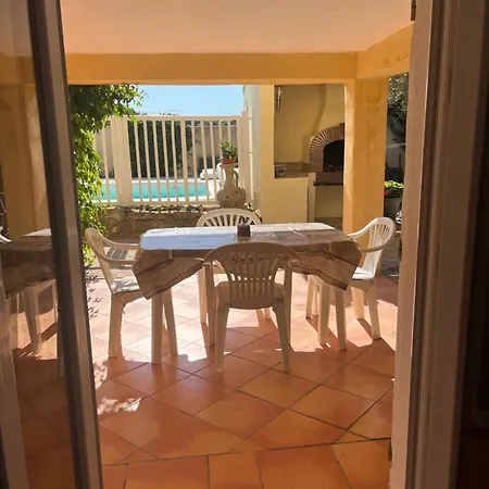 Le Rez-de-jardin De Sopat